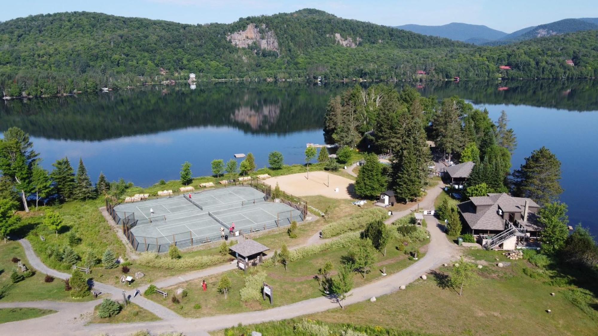 Lakefront Mountain View - Resort Loft ลัค-ซุแปร์ริเออร์ ภายนอก รูปภาพ