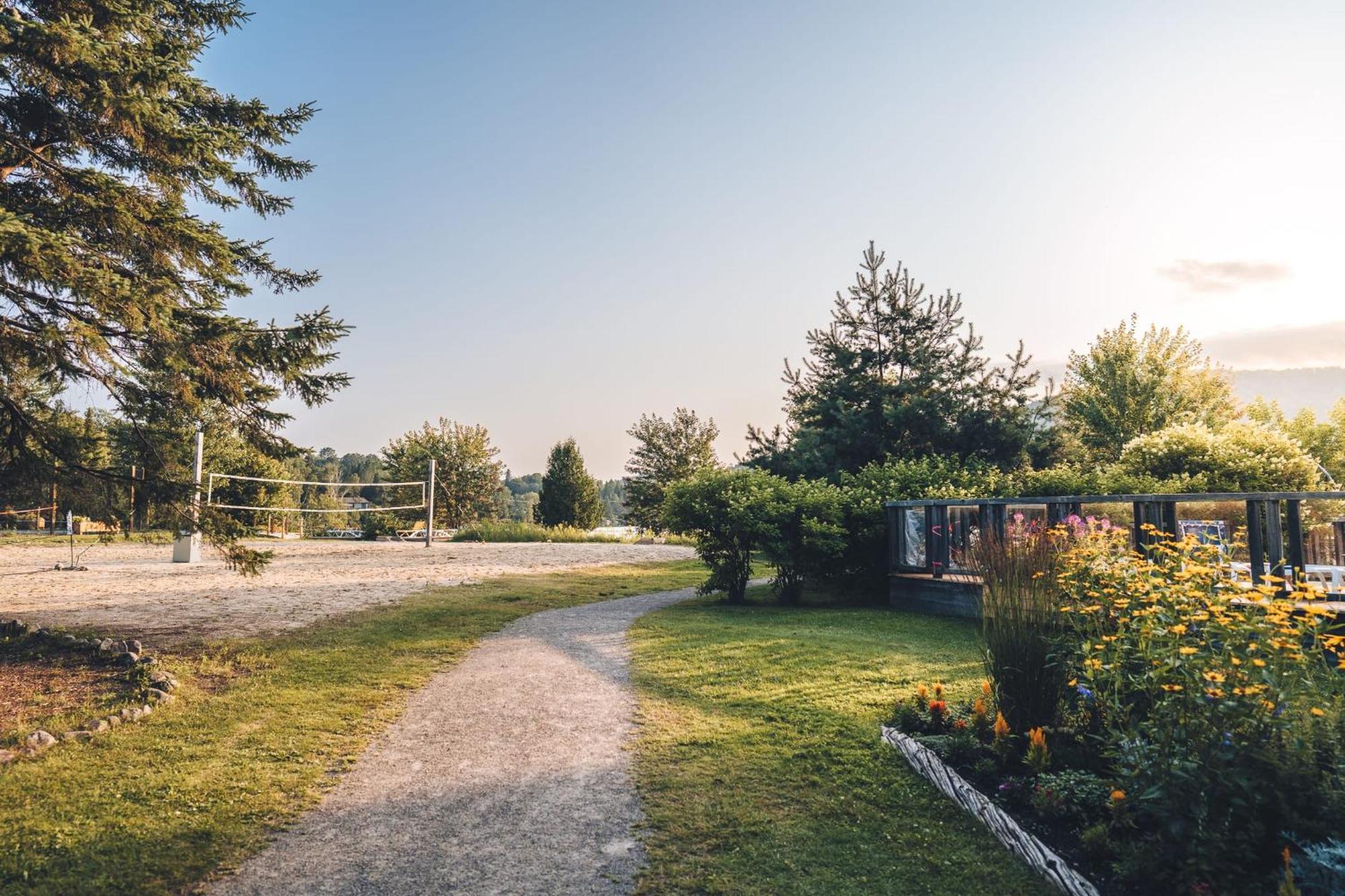 Lakefront Mountain View - Resort Loft ลัค-ซุแปร์ริเออร์ ภายนอก รูปภาพ